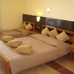 Thea Hotel