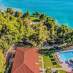 Hotel Thea