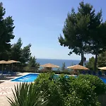 Hotel Thea 3*