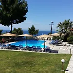 Thea Hotel 3*